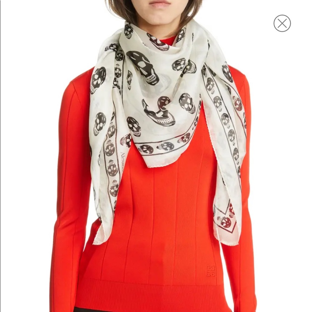 Alexander McQueen Silk chiffon scarf white